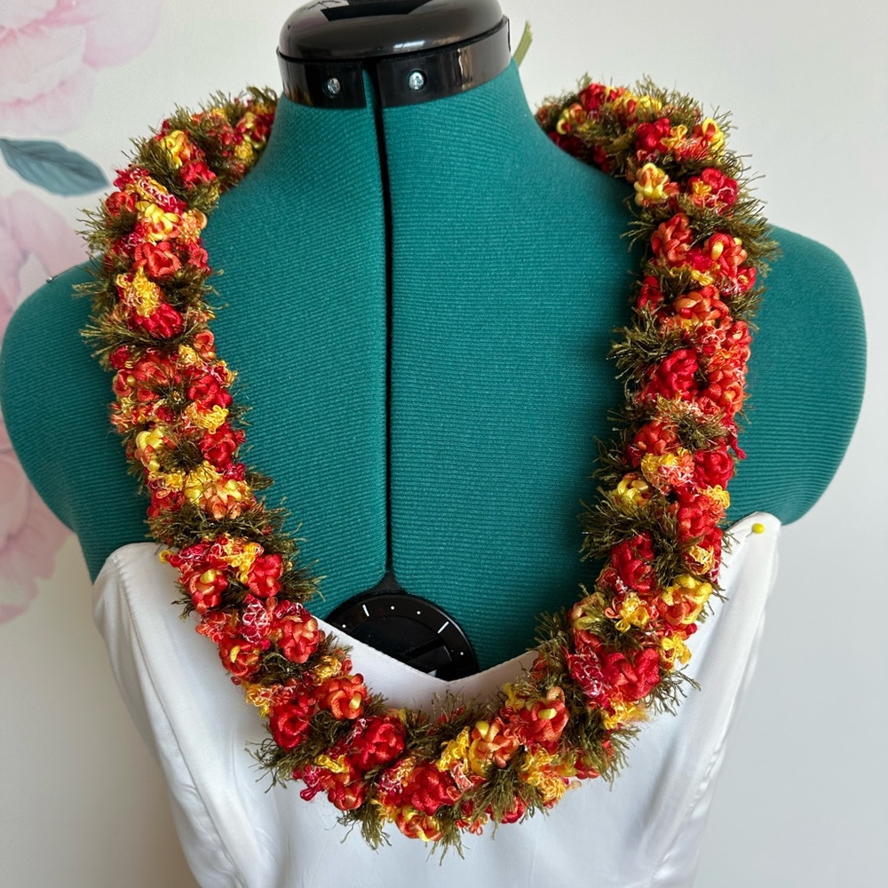 HAWAIIAN LEI - HOMEMADE FROM HAWAII - YELLOW AND RED
